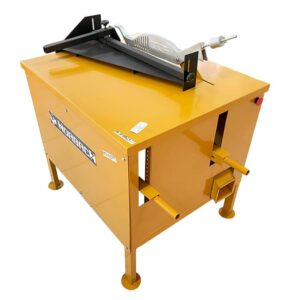 Produto: Serra Circular de Mesa HORBACH 3CV Descrição Detalhada: A Serra Circular de Mesa HORBACH 3CV é uma ferramenta robusta e eficiente, ideal para trabalhos de marcenaria e carpintaria que exigem precisão e potência. A seguir estão as características técnicas e funcionais do produto: - **Potência do Motor**: 3 Cavalos de Vapor (CV), proporcionando força suficiente para cortar diversos tipos de madeira com eficiência. - **Estrutura**: Construída em aço resistente, com acabamento em pintura amarela, garantindo durabilidade e resistência à corrosão. - **Mesa de Trabalho**: Ampla superfície de trabalho, permitindo o manuseio de peças grandes com facilidade. A mesa possui uma guia paralela ajustável para cortes precisos. - **Lâmina**: Equipada com uma lâmina de serra circular de alta qualidade, projetada para cortes rápidos e limpos. - **Ajustes de Corte**: Possui ajustes de altura e inclinação da lâmina, permitindo cortes em diferentes ângulos e profundidades. - **Segurança**: Inclui uma proteção de lâmina transparente para evitar acidentes e um botão de emergência para desligamento rápido em caso de necessidade. - **Estabilidade**: Pés ajustáveis para garantir estabilidade em superfícies irregulares, minimizando vibrações durante o uso. - **Dimensões**: Compacta o suficiente para ser utilizada em oficinas menores, mas com espaço de trabalho adequado para a maioria dos projetos de marcenaria. - **Portabilidade**: Possui alças laterais para facilitar o transporte e movimentação dentro da oficina. - **Armazenamento de Acessórios**: Compartimentos integrados na estrutura para armazenamento de ferramentas e acessórios adicionais. - **Conexão para Coletor de Pó**: Saída para conexão de coletor de pó, ajudando a manter o ambiente de trabalho limpo e seguro. A Serra Circular de Mesa HORBACH 3CV é uma escolha excelente para profissionais e entusiastas da marcenaria que buscam uma ferramenta confiável e eficiente para cortes precisos e consistentes.